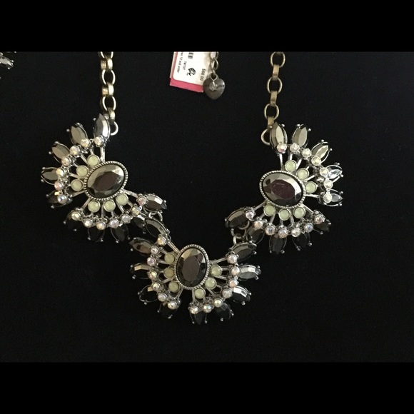 Betsey Johnson Crystal Necklace & Earring Set - Picture 3 of 5
